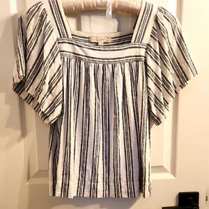 LOFT Women's Black and White Striped Top